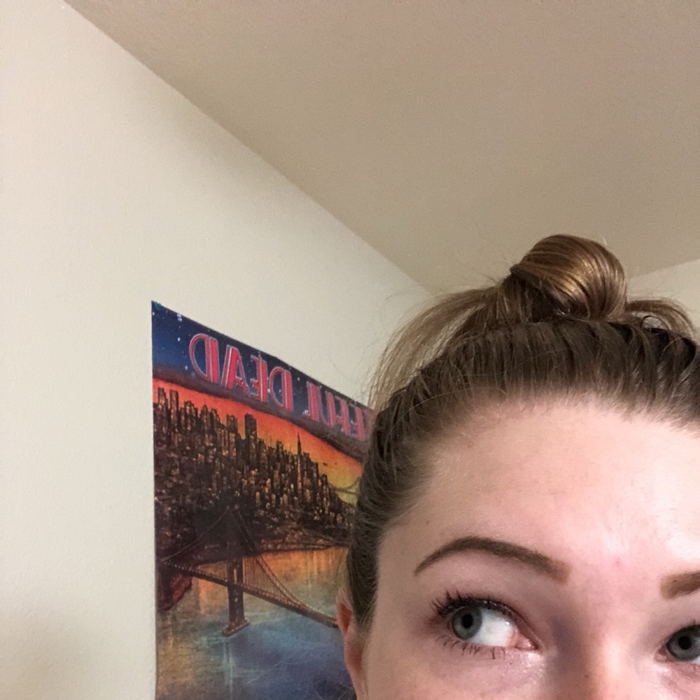 Your Seller, Nikki